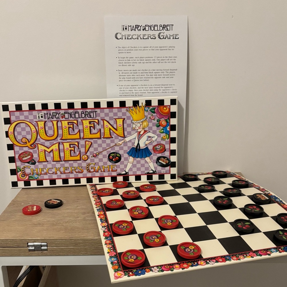 Checkers, Mary Engelbreit Queen Me, Checkers Game